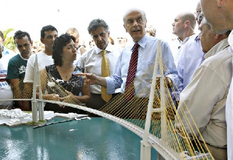 Serra e a ponte